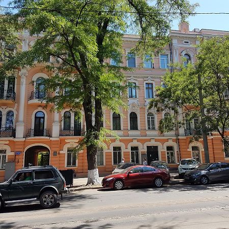 Nezhnyye Apartments Одесса Экстерьер фото