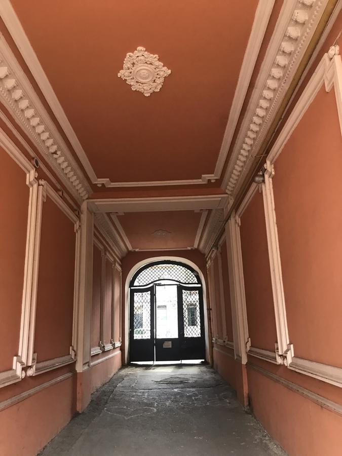 Nezhnyye Apartments Одесса Экстерьер фото